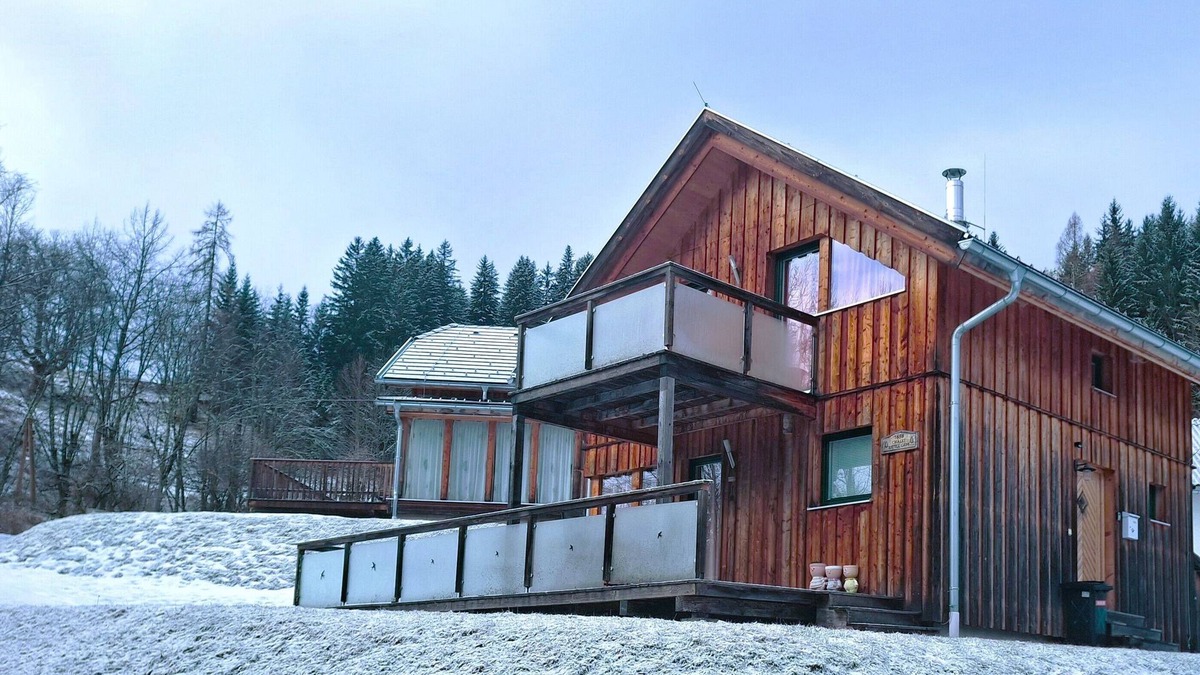 Stadl an der Mur House | Chalet 'Martina' with Mountain View, Private Terrace and Wi-Fi