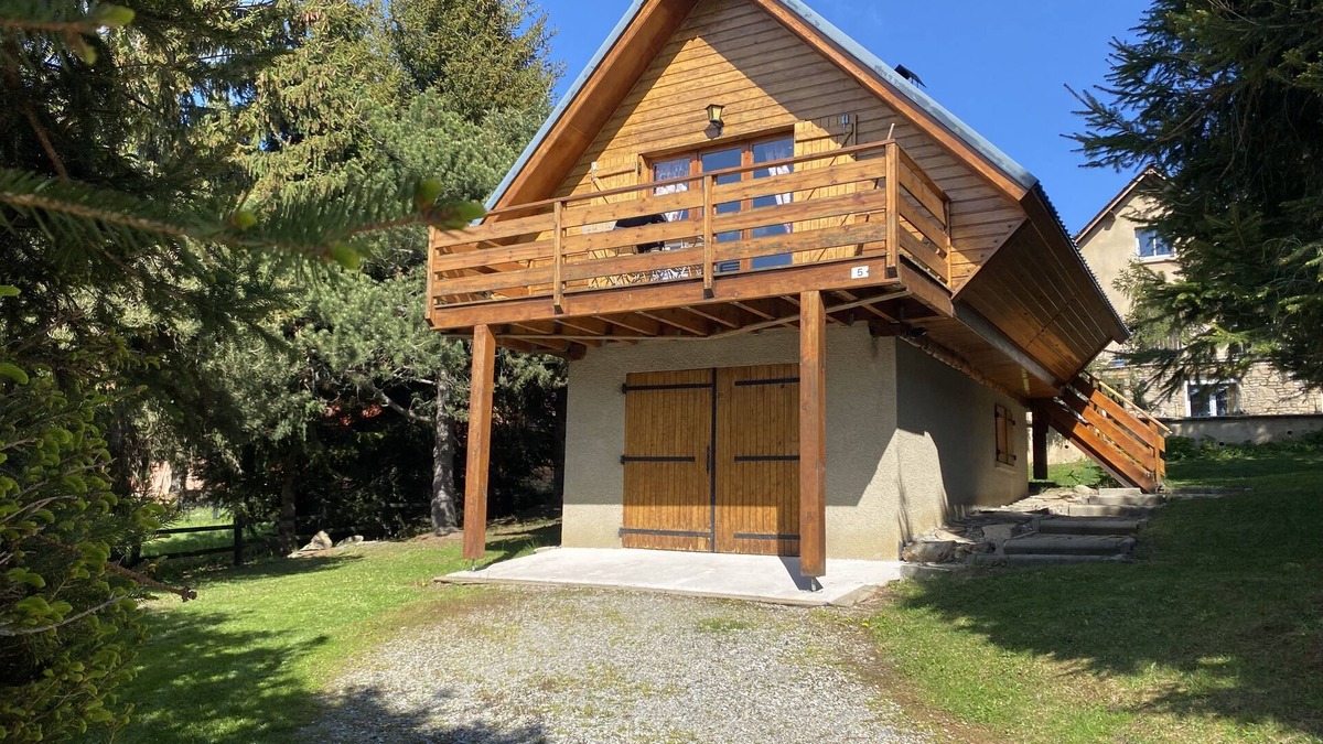 Matemale Ski Chalet | Chalet Matemale