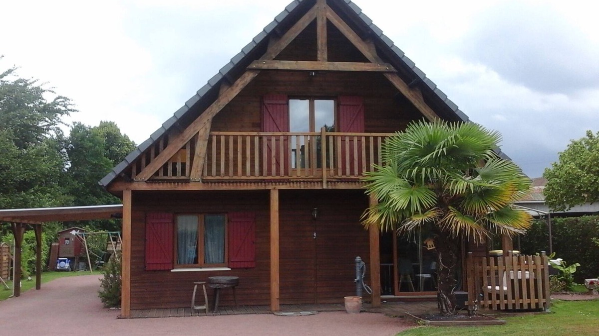 Change House | chalet, near 24h circuit, room no. 1