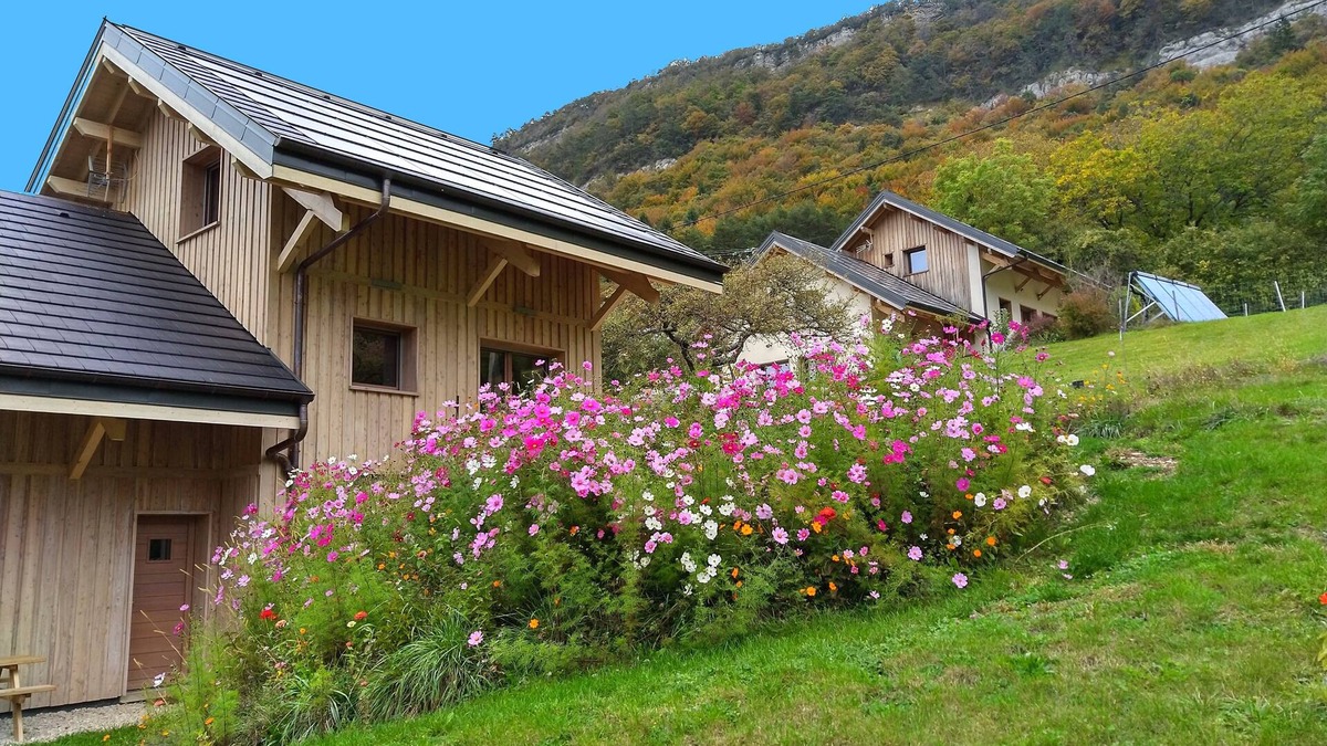Montagnole Ski Chalet | Chalet Neuf Pour 8 Personnes Dans LE Parc Naturel Régional DE Chartreuse