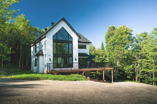 Saint-Philemon Ski Chalet | Chalet Oasis - Spa and Incredible view