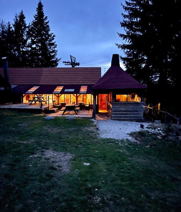Hocko Pohorje Ski Chalet | Chalet on Pohorje hill Maribor bike park next to the downhill track