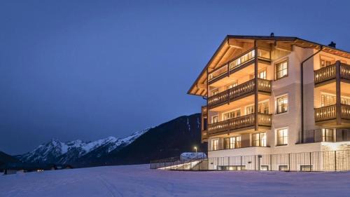 Sankt Anton am Arlberg Ski Chalet | Chalet Pfarriweg in St Anton