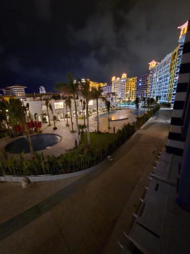 Al Alamayn Apartment | chalet porto marina pool view