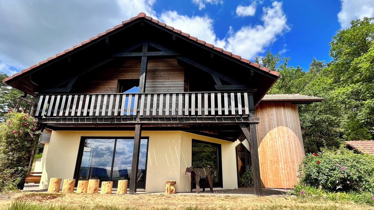 Basse-sur-le-Rupt Ski Chalet | Chalet Rénové Avec vue Magnifique !