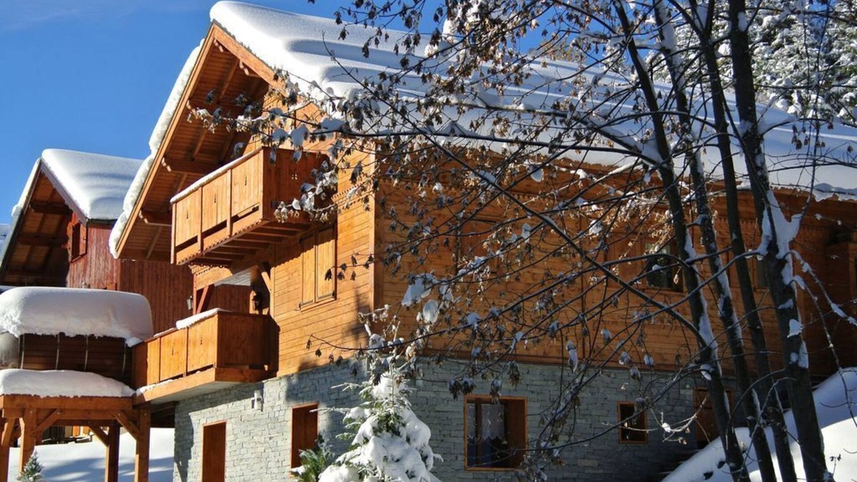 La Lechere Ski Chalet | Chalet Robin (sleeps 6) at Grand Domaine Valmorel-St François Longchamp