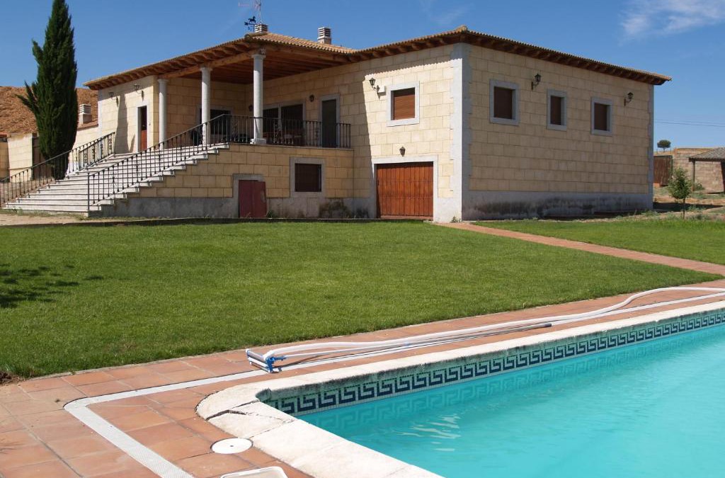 Ledesma House | Chalet Rocal