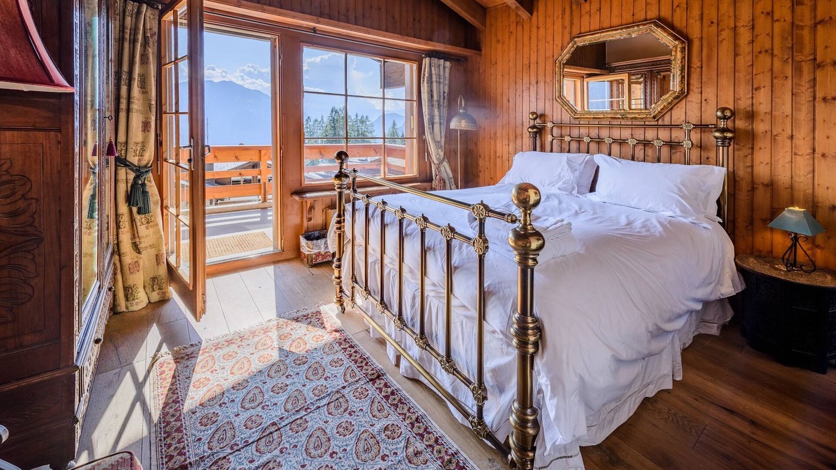 Verbier Apartment | Chalet Sabrina - Beautiful Top Floor Duplex Apartment by main Medran lift station