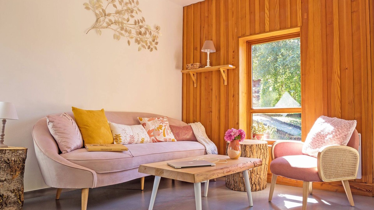 Alzon Ski Chalet | Chalet Soie in the Cévennes with terrace