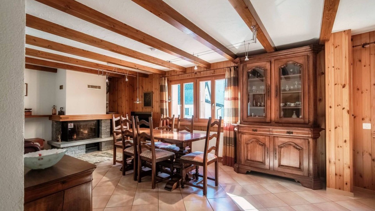 Chironico Apartment | Chalet-style apartment between walking and bouldering (CHALET NUCLEO 12)