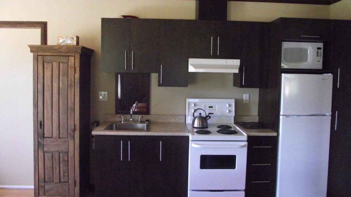 Larouche Cottage | Chalet sur le bord du lac d'une chambre Le Marie-Kate