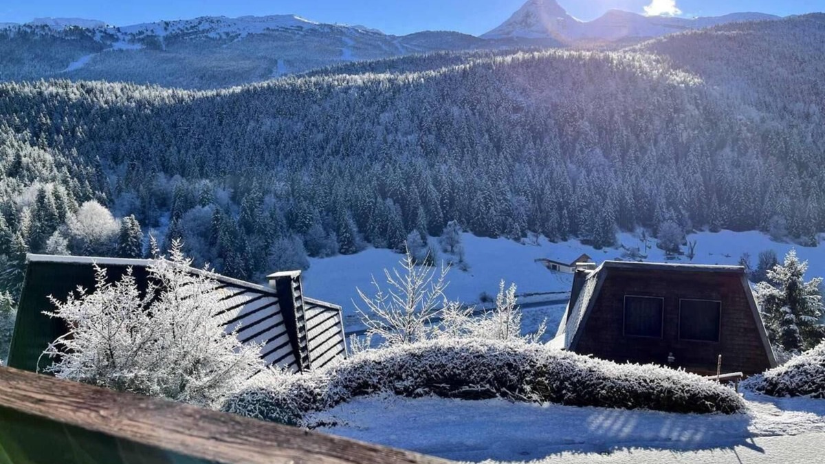 Correncon-en-Vercors Ski Chalet | Chalet, terrace, balcony, tv, 70m², Villard de Lans