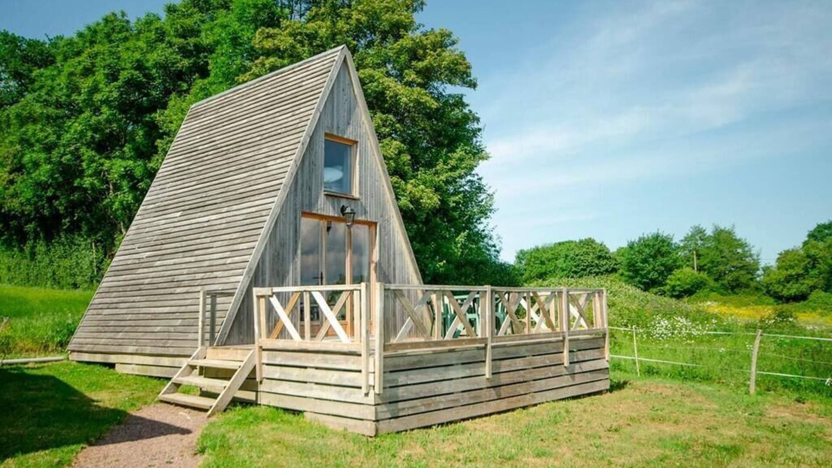 Ouffieres Ski Chalet | Chalet Tipi Pour 4 Personnes : un Chalet Insolite Pour un Séjour en Normandie !