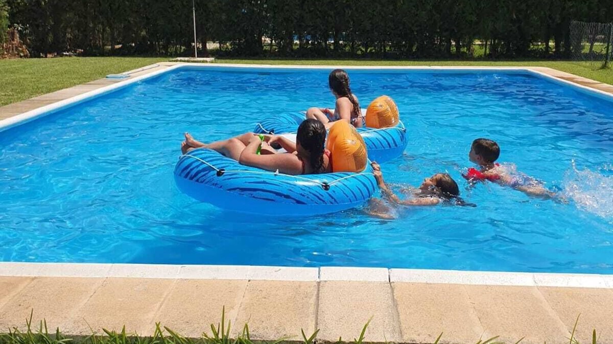 Cantillana Ski Chalet | Chalet Villa María Antonia ¡A 30 Minutos DE Sevilla Capital Y 60 DE Córdoba!
