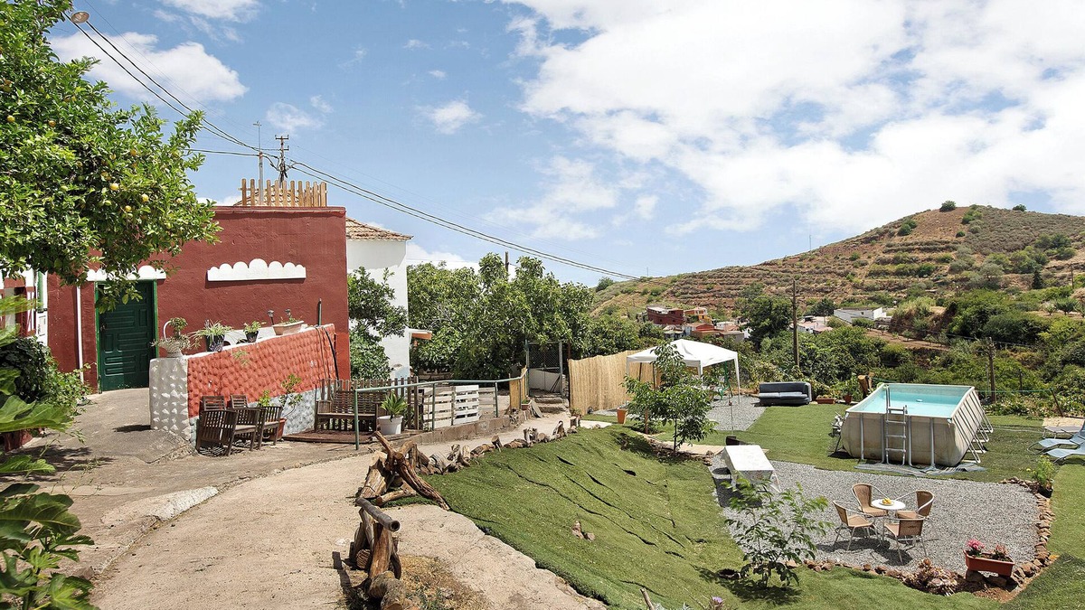 Vega de San Mateo Ski Chalet | Chalet "Vv Rural Finca Ecocielo" with Sea View, Private Pool & Wi-Fi