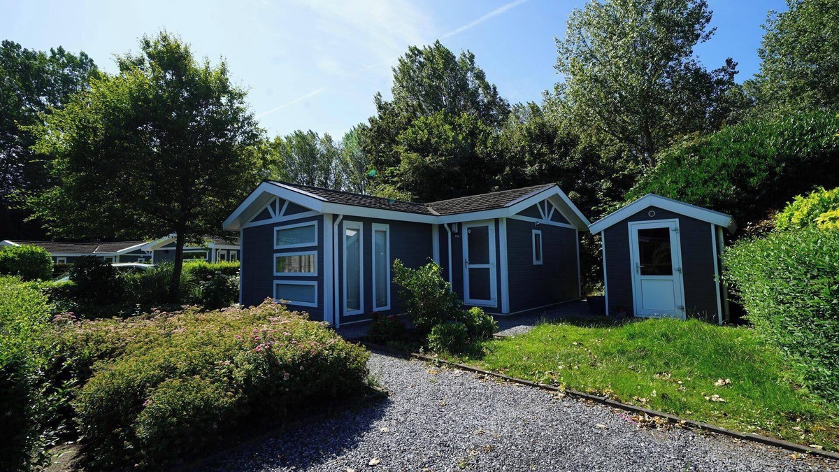 Municipality of Langedijk House | Chalet with 2 bedroom and 2 terraces