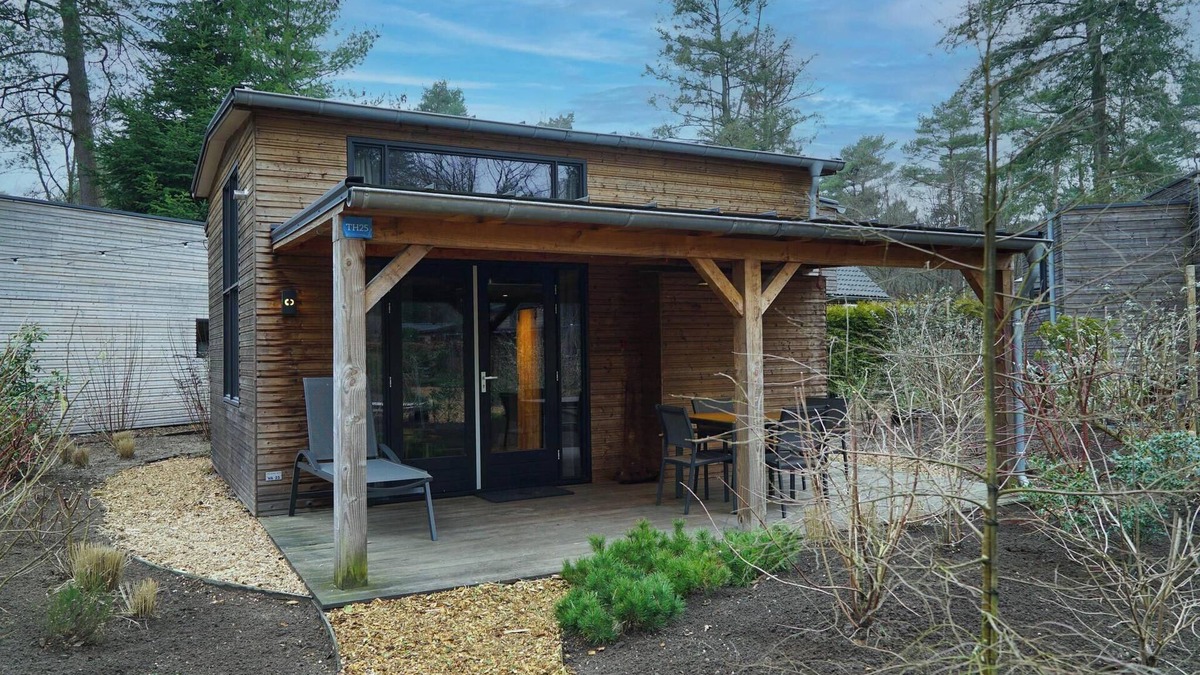 Beekbergen-Zuid House | Chalet with 3 bedrooms and a terrace