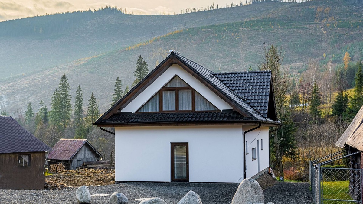 Zdiar Ski Chalet | Chalet with 4 bedrooms, living room with home cinema, full kitchen next to creek