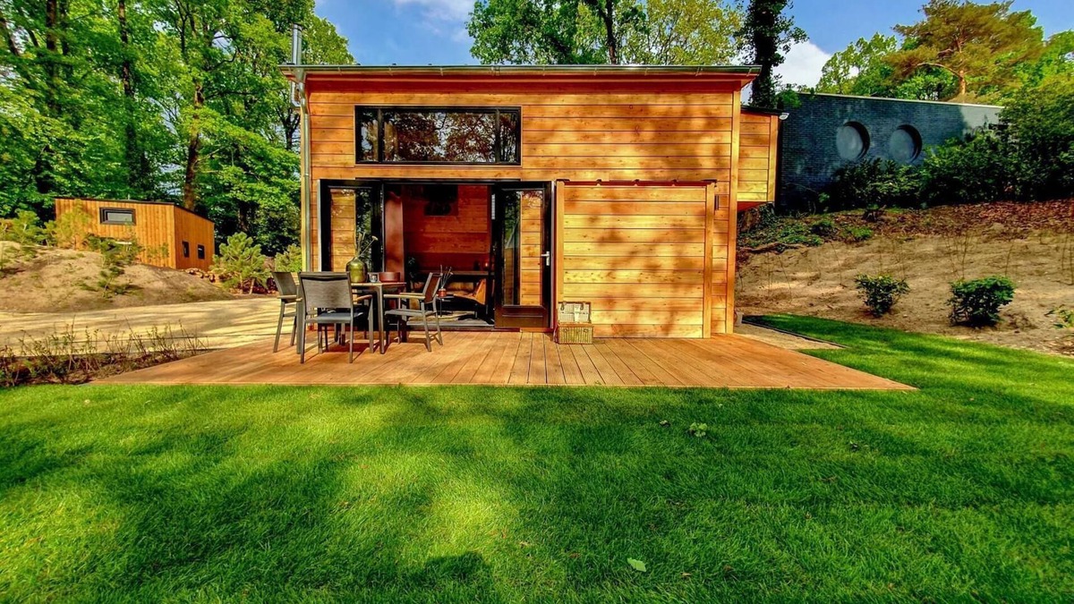 Nijkerk House | Chalet with a terrace