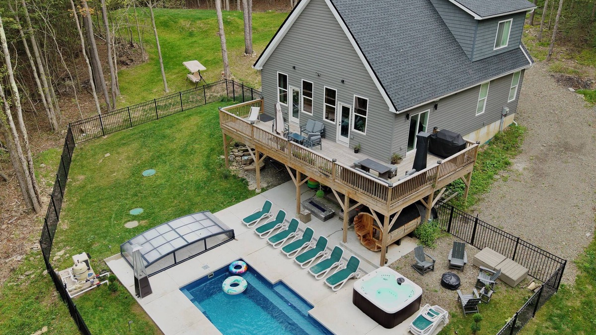 Bouvet Island Ski Chalet | Chalet with year round heated pool, sauna, jacuzzi and a Fully fenced in yard