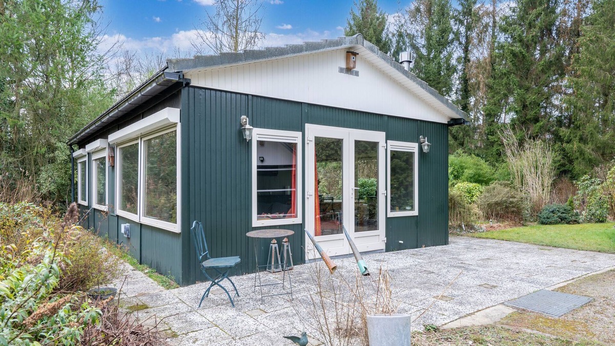 Arendonk House | Chalet with large garden and duck pond on a nature reserve