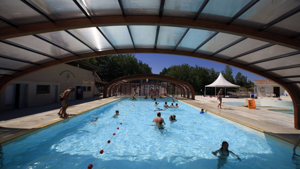 Monclar-de-Quercy Ski Chalet | Chalet with seasonal swimming pool near Montauban in holiday residence