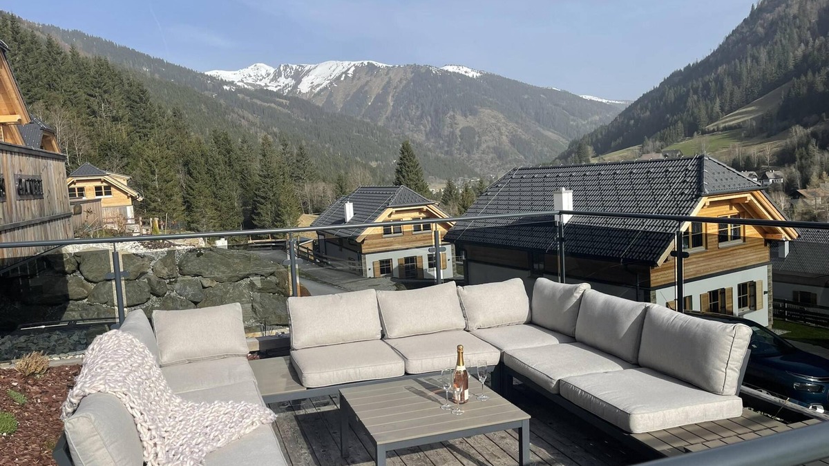 Donnersbachwald Ski Chalet | Chalet with sauna, hot tub