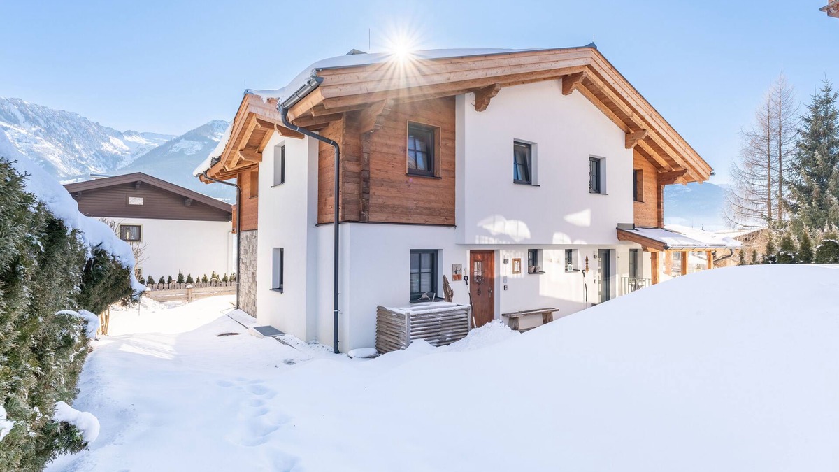Walchen House | Chalet with wellness, garden and views