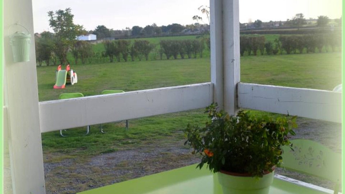Pierrefitte-sur-Loire Cottage | Chalets au bord de l'eau avec terrasse et pêche, proche marché artisanal, Pierrefitte-sur-Loire