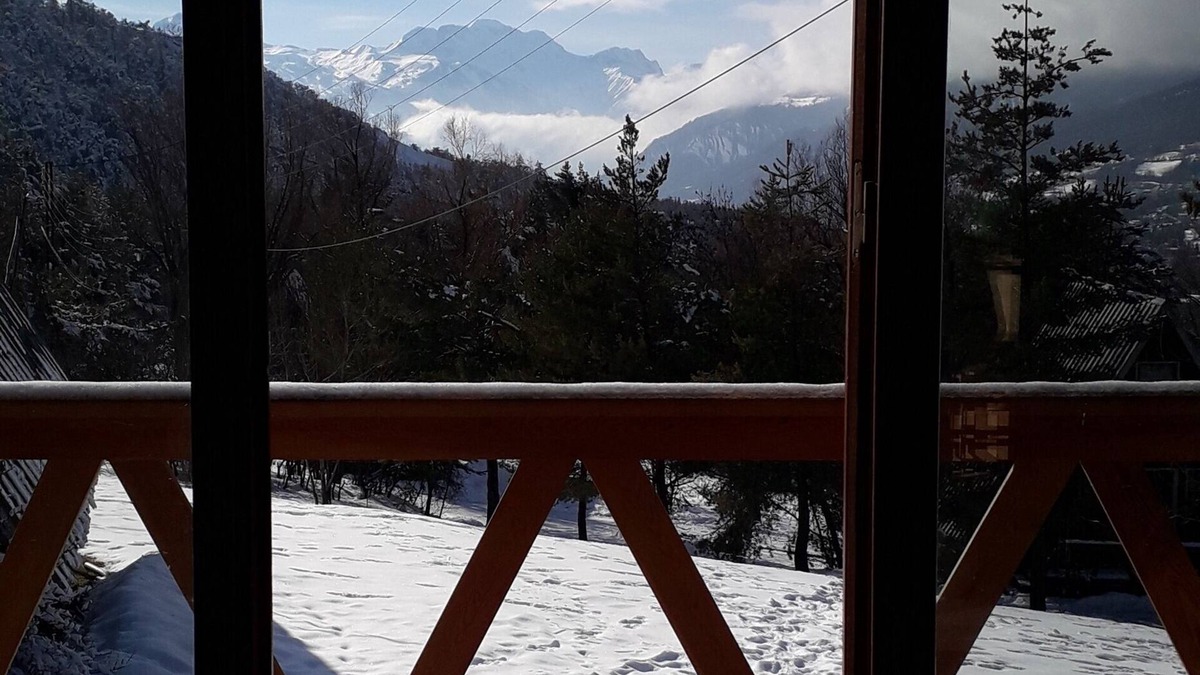 Jausiers Ski Chalet | Chalets cocody norvégien
