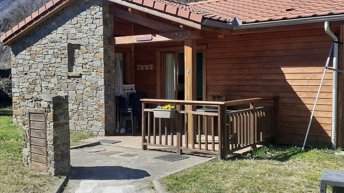Mercus-Garrabet Ski Chalet | Chalets Vacances "Le Hameau du Comté de Foix"