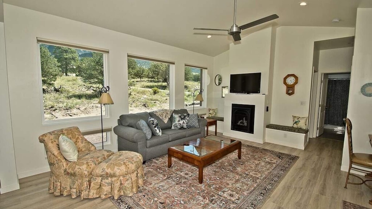 Baca Grande House | Challenger Views at Ridgecrest: Peaceful Retreat