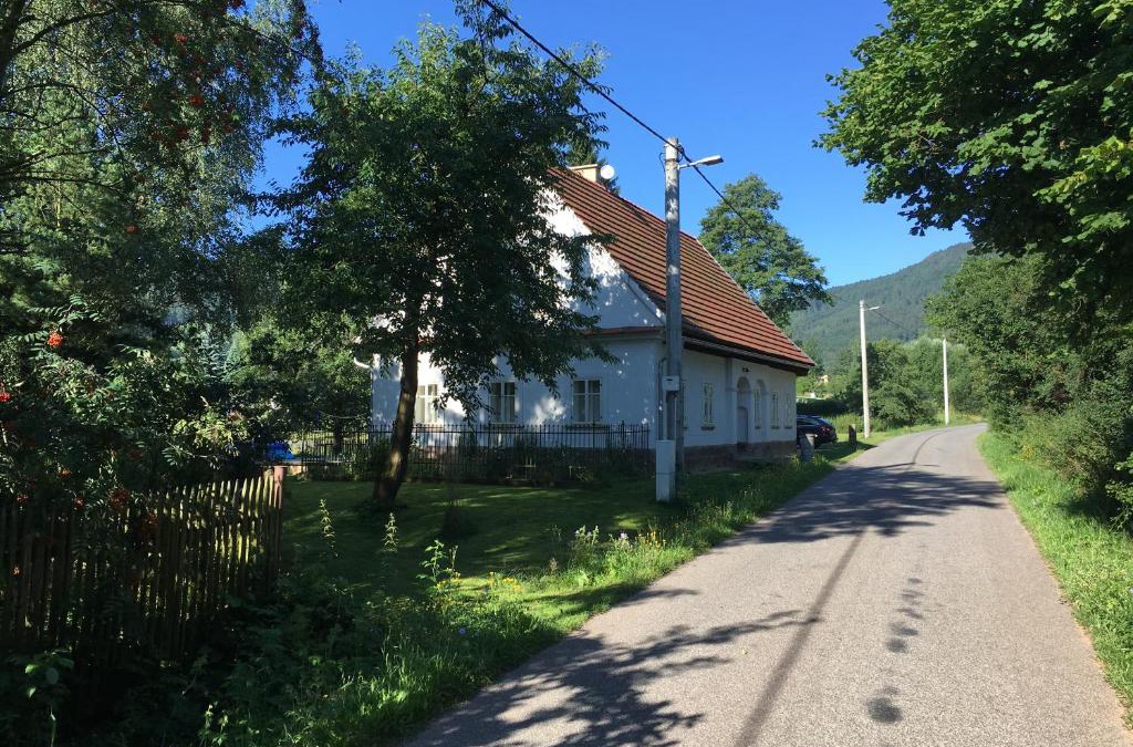 Bozanov House | Chalupa u Broumovských stěn