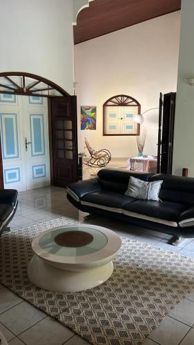 Le Francois House | Chambre à louer quartier Frégate est 2 piscine privée
