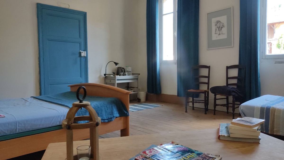 Moissac Bed & Breakfast | Chambre bleue - 1st floor - 5 minutes from the city center