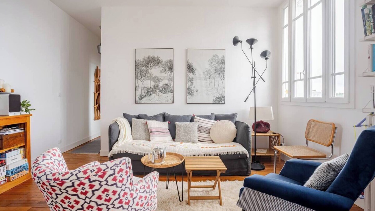 Richebourg - Saint-Clement Bed & Breakfast | Chambre chez Cécile - Arty & Elegant room - Private bathroom - Central location