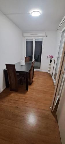 Trappes House | chambre chez raissa