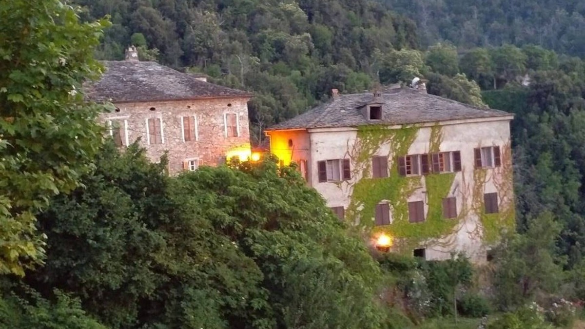 Castello-di-Rostino Bed & Breakfast | Chambre D'Hôtes La Marlotte