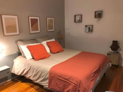Oloron-Sainte-Marie Bed & Breakfast | Chambre d'hôtes 'Sous le magnolia'
