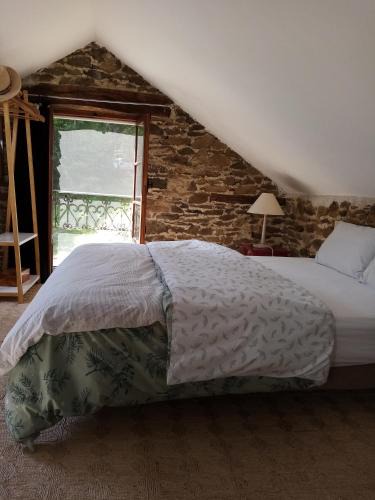 Saint-Sornin-Lavolps Bed & Breakfast | Chambre D Hôtes dans maisonnette indépendante