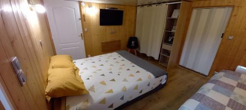 Massiac Bed & Breakfast | Chambre d'hôte chez Nathalie & Roland