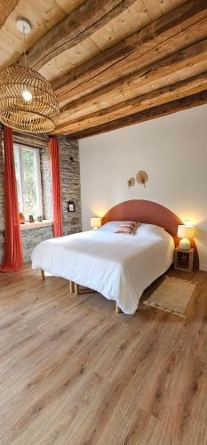 Antignac Bed & Breakfast | Chambre d'hôte de charme L'Escapada Les Échappées Belles