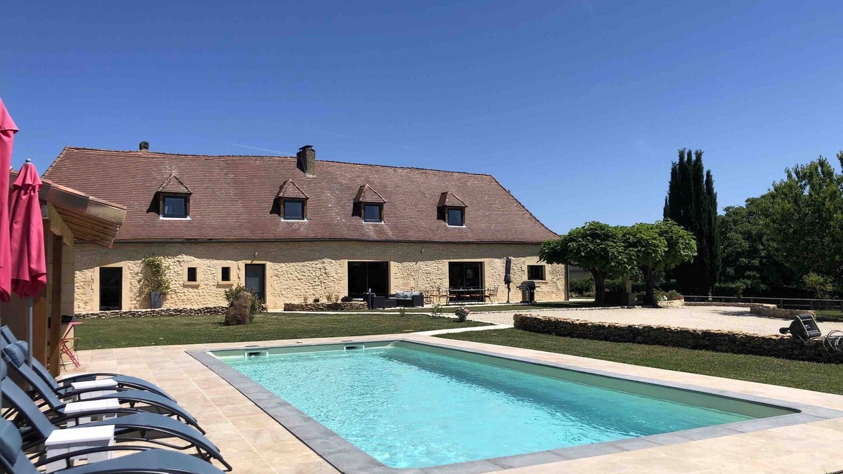 Baneuil Bed & Breakfast | Chambre D'hôte du Domaine des Deux Ânes, Dans un Calme Absolu