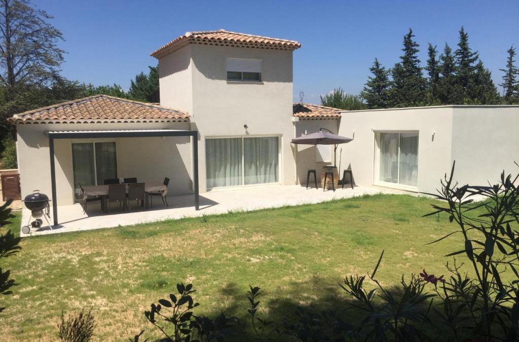 Cabries Bed & Breakfast | Chambre d hôtes Cabries Calas 5 min gare TGV Aix Pôle d activités d Aix en Provence et Arena