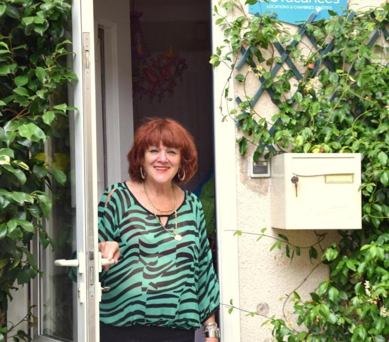 Lacrouzette Bed & Breakfast | Chambre d'hôtes chez Claude Bardou