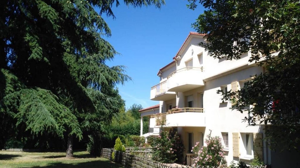Annonay House | Chambre d'hôtes Cottages Sainte Emilie,hôte privé
