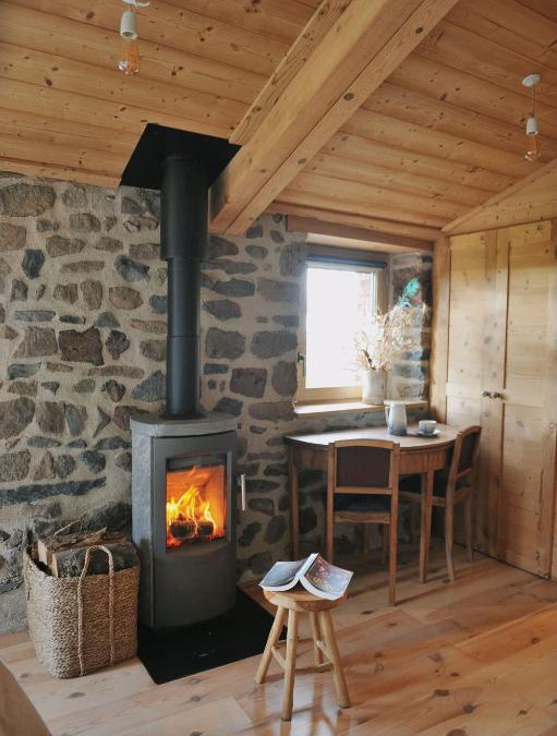 Siaugues-Sainte-Marie House | Chambre d'hôtes privative Au creux du nid