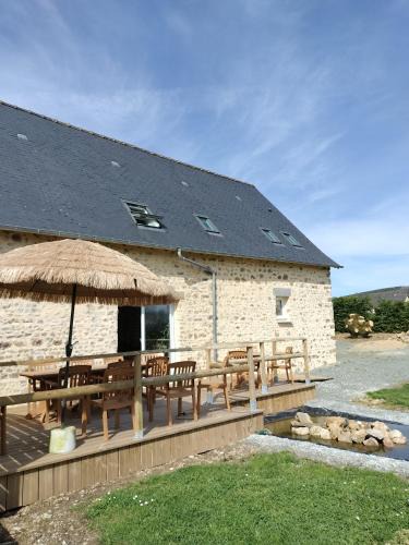 Voutre Apartment | Chambre d'hôtes l'orchidée