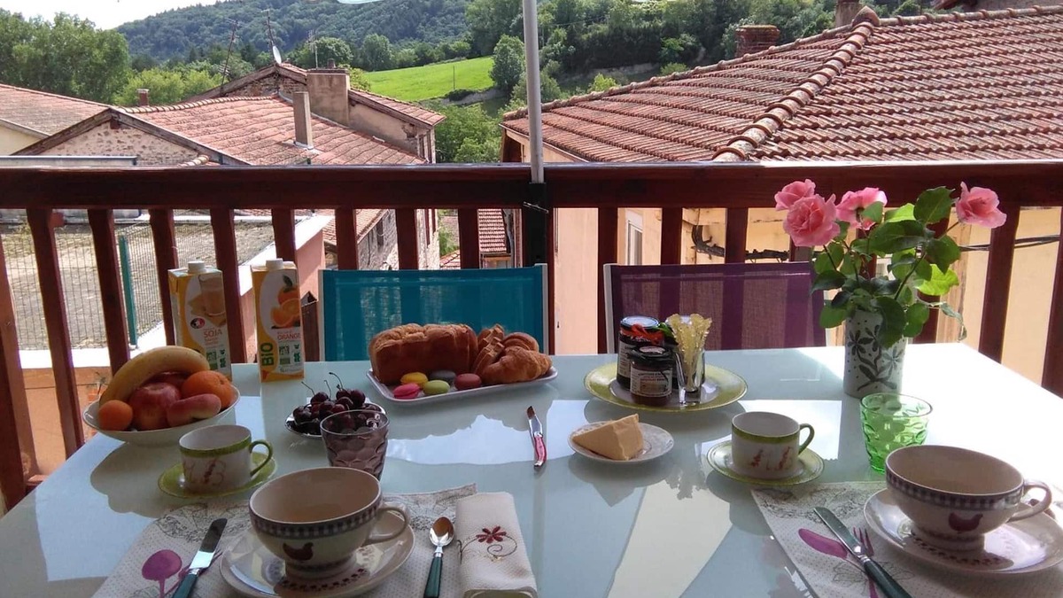 Regny Bed & Breakfast | Chambre D'hôtes les Myriades D'Or