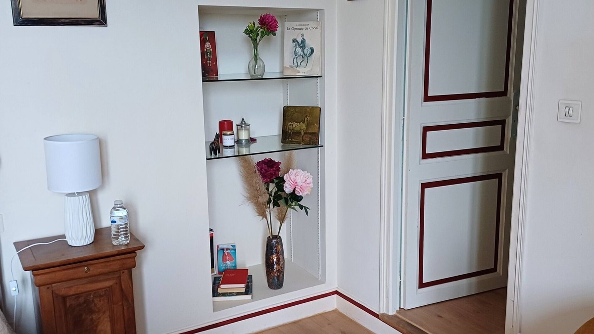 Montignac-Charente Bed & Breakfast | Chambre d'hote in Charentais house In the heart of a small village